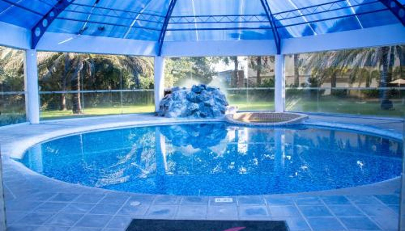 Pool - Hotel Victoria Express