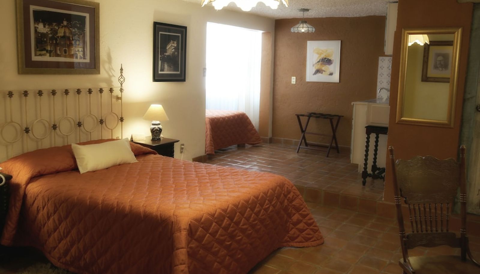 Standard room - El Mesón de los Poetas