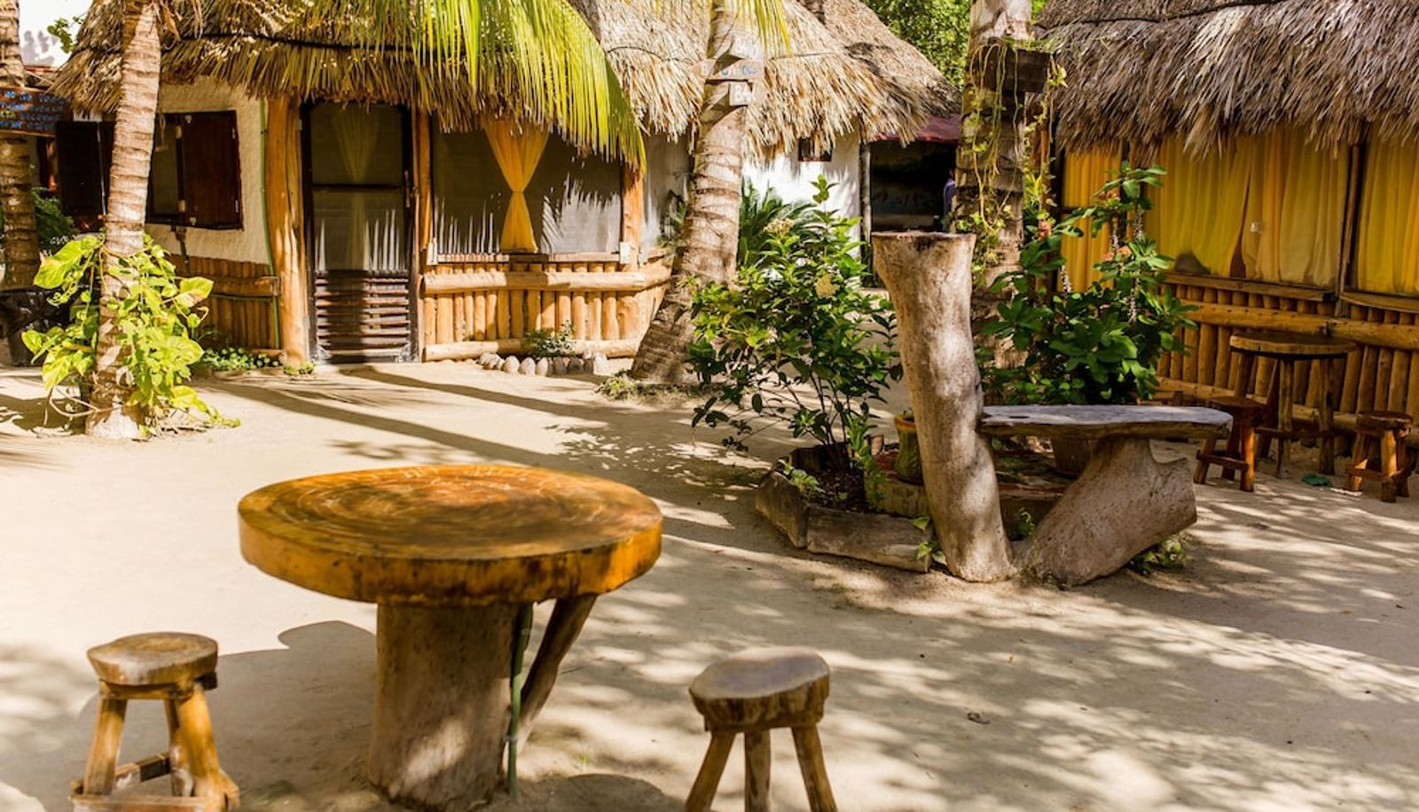 Jardin - Cabañas Ida y Vuelta