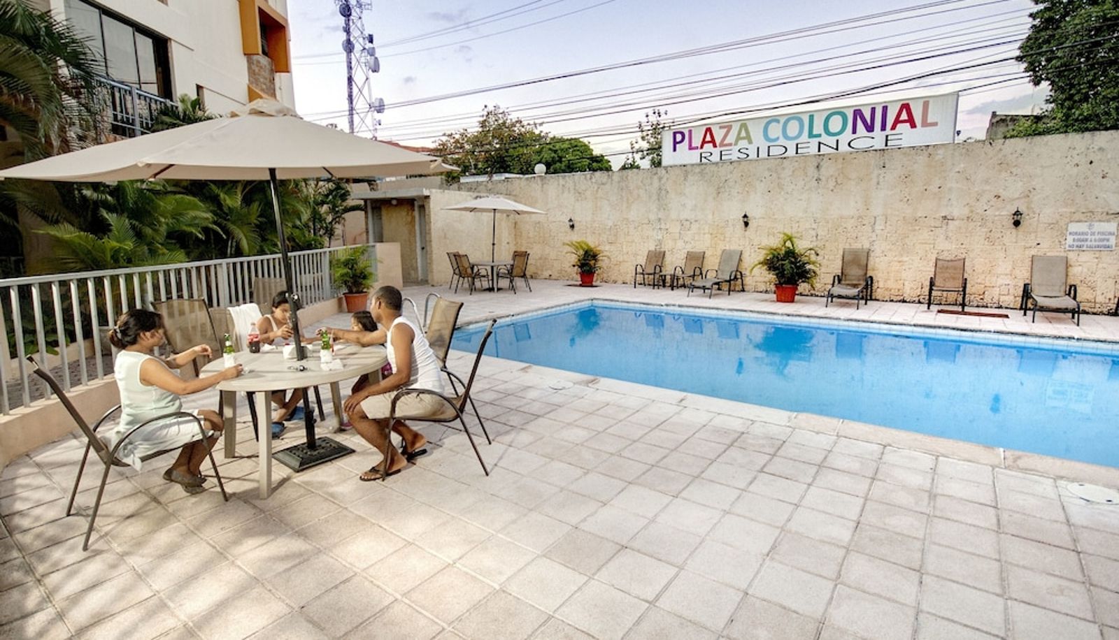 Zwembad - Apart-Hotel Plaza Colonial