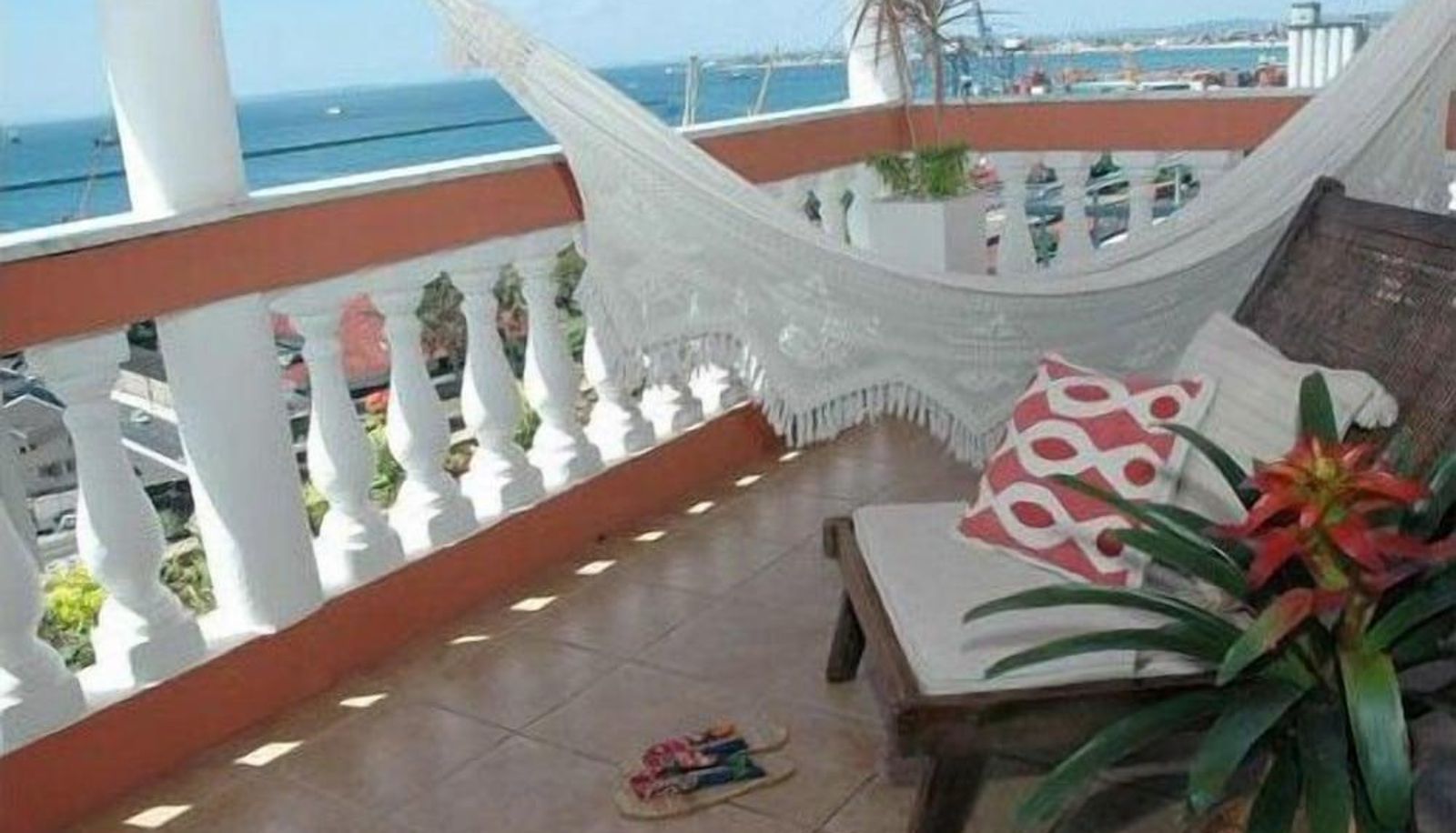 Room with balcony - Pousada Villa Carmo