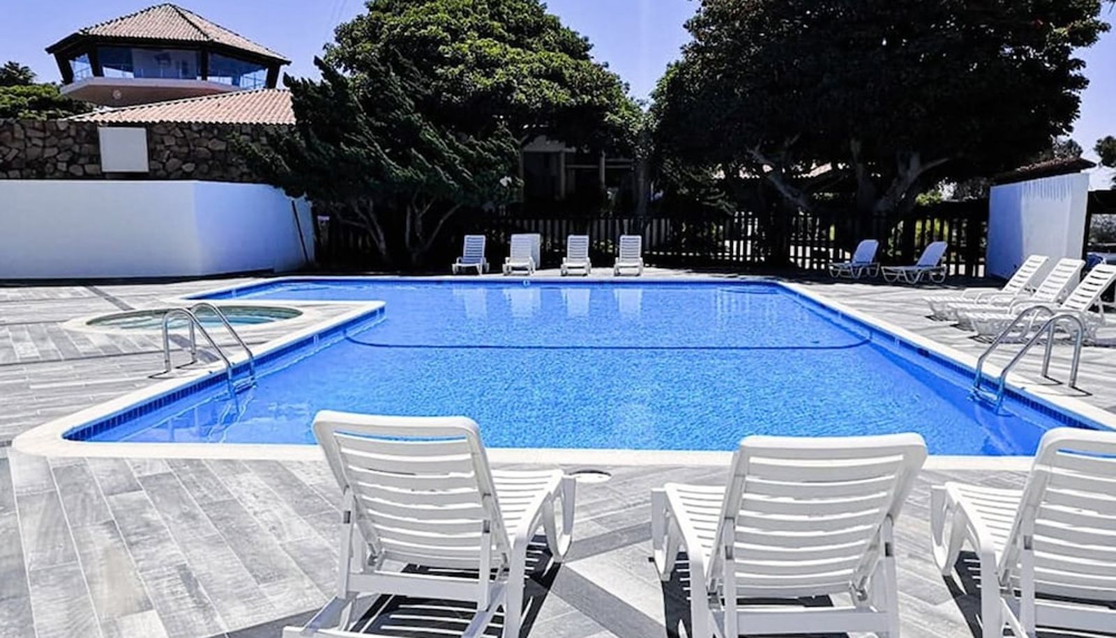 Zwembad - Hacienda Bajamar Golf Resort