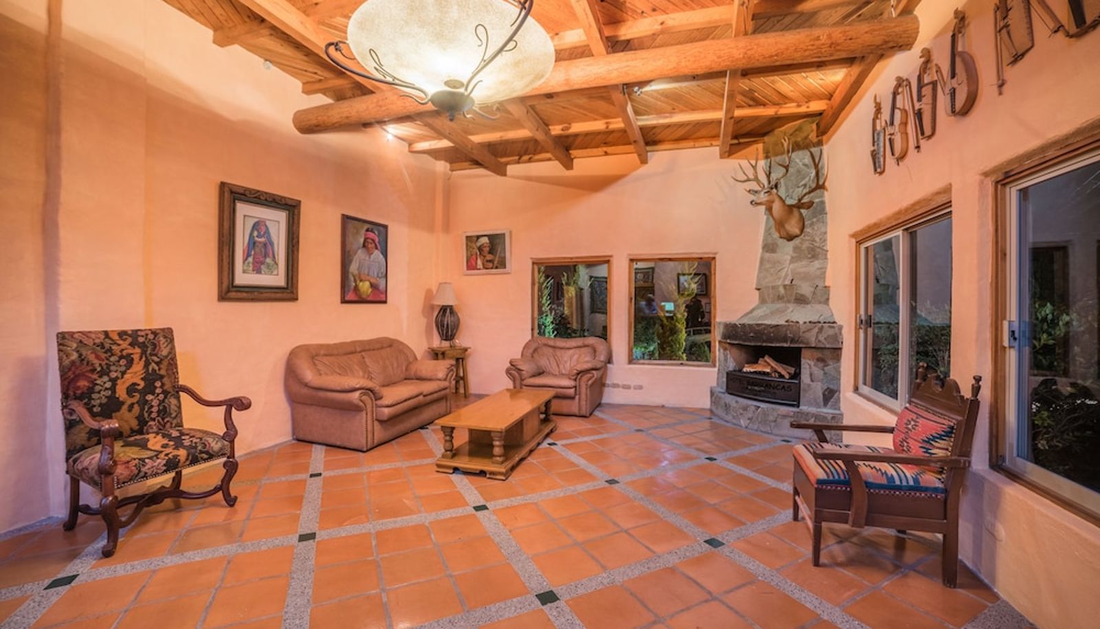 Sala - Hotel Barrancas del Cobre by Balderrama Hotel Collection