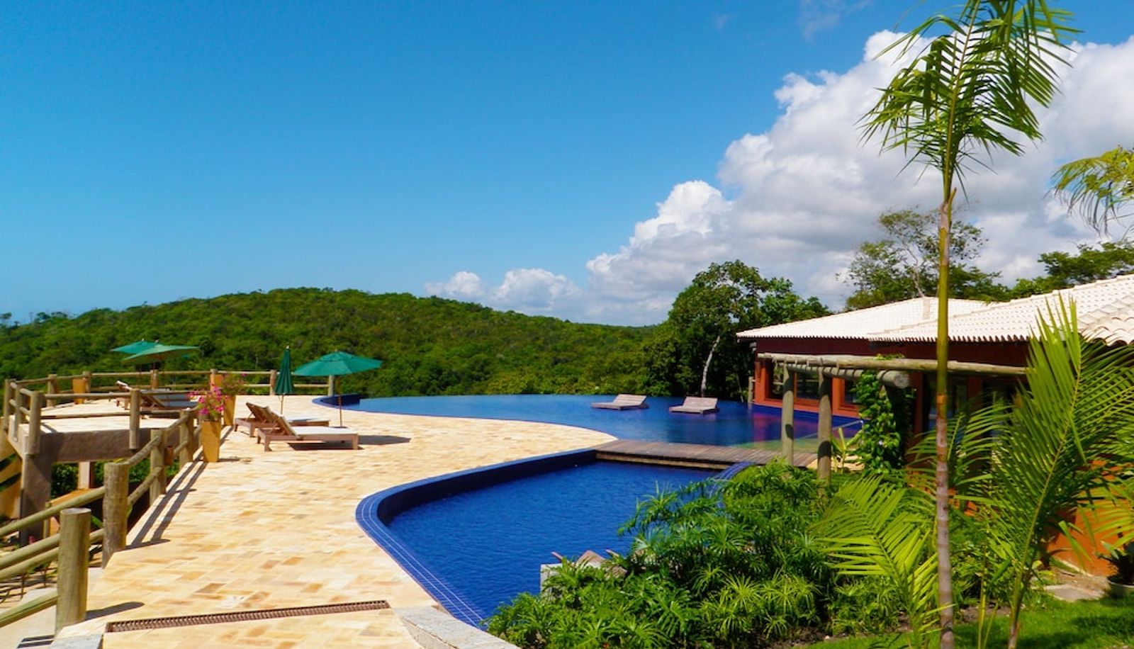 Piscina - Villas Supreme Hotel