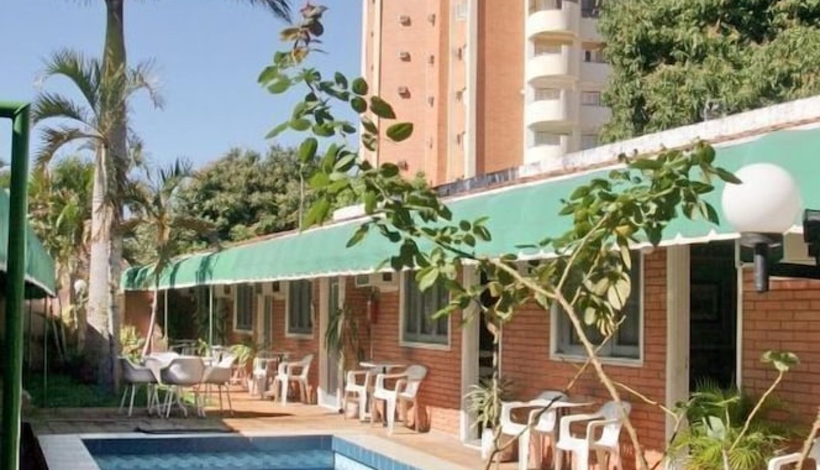Pool - Hotel Royal Gardens