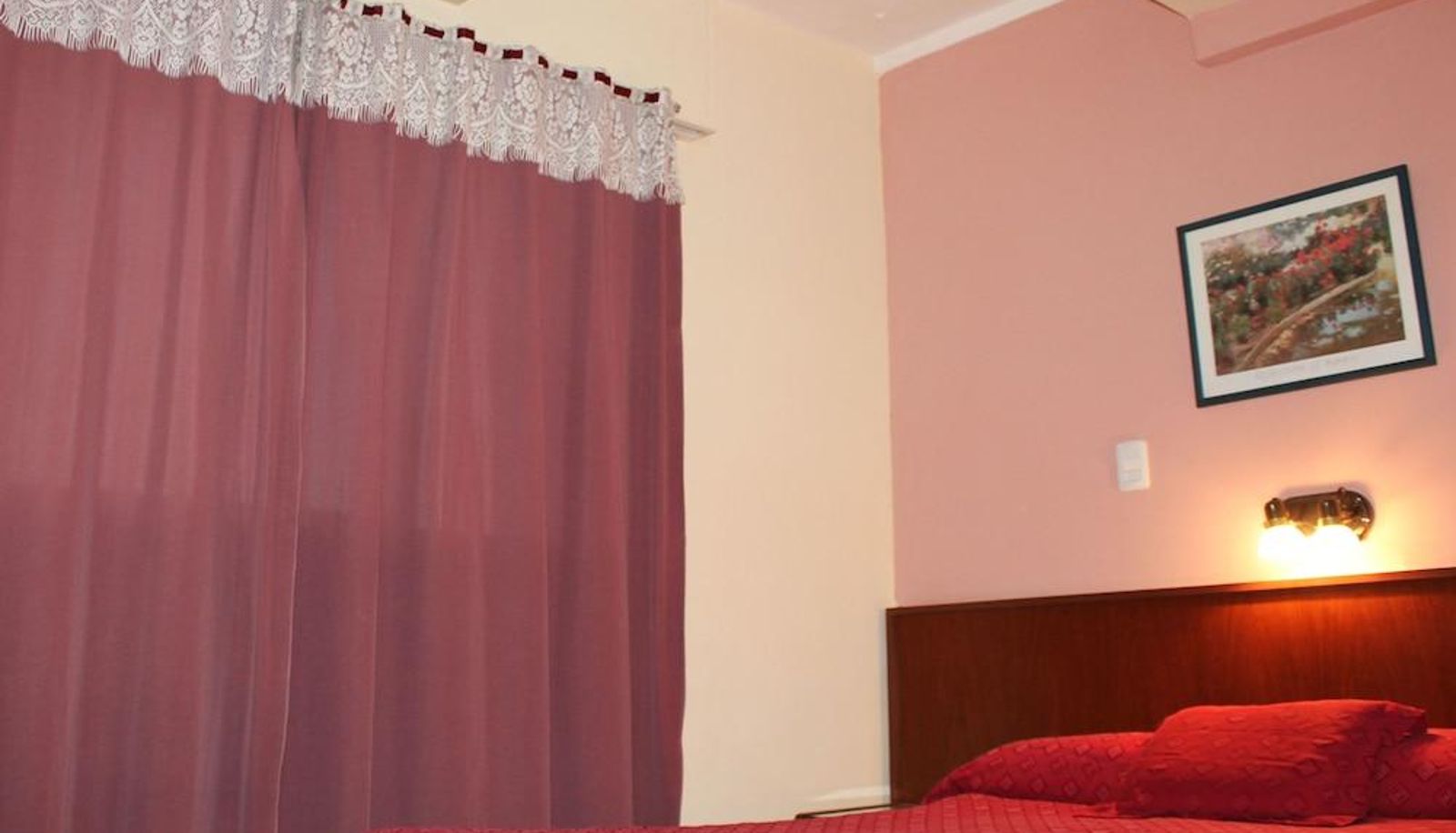 Standard room - Dallas Hotel