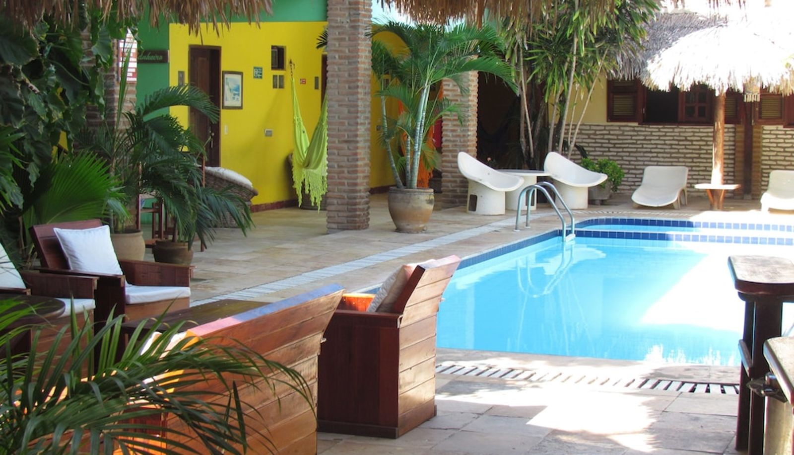 Pool - Pousada California