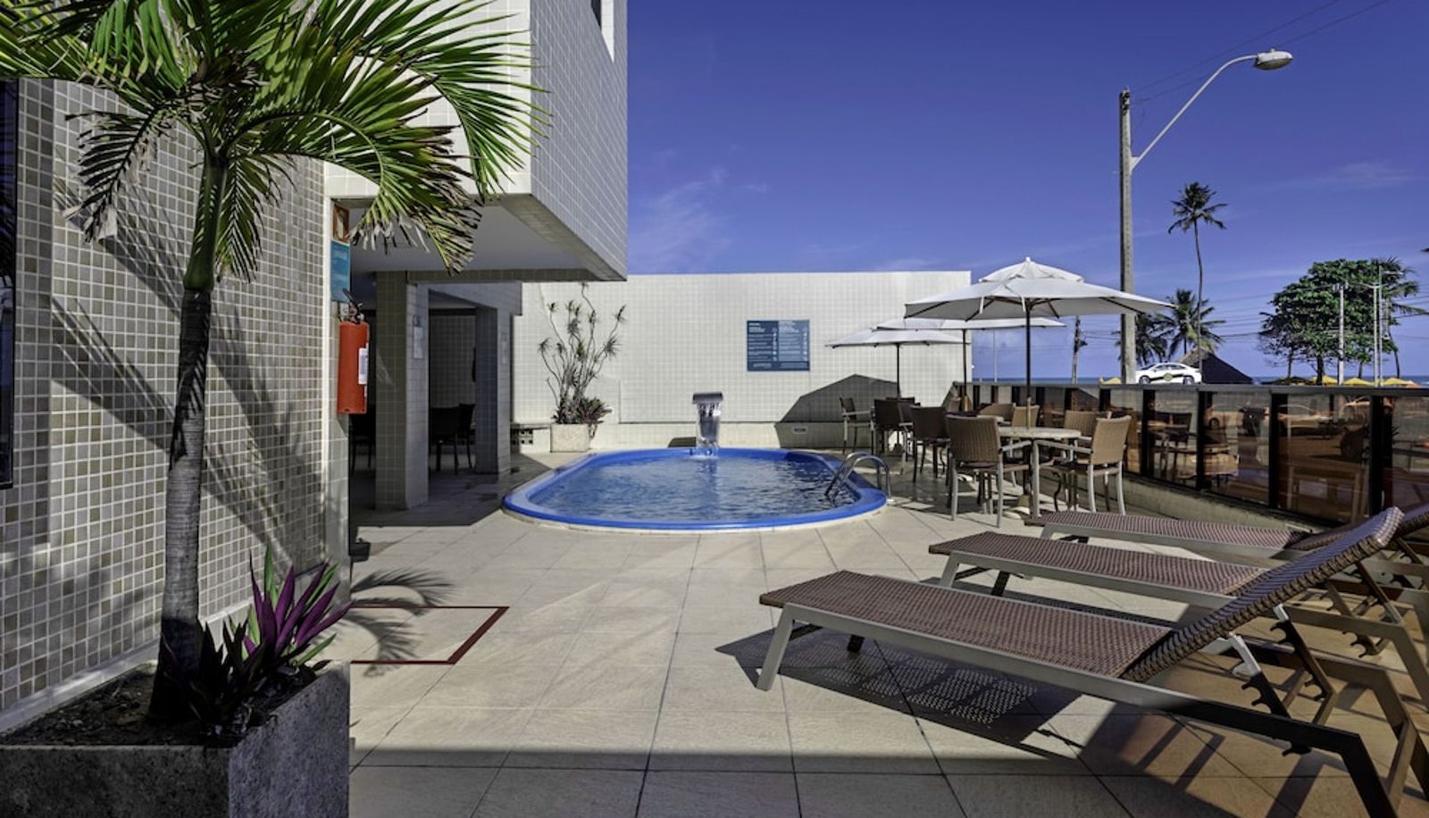 Pool - Marinas Maceió Hotel
