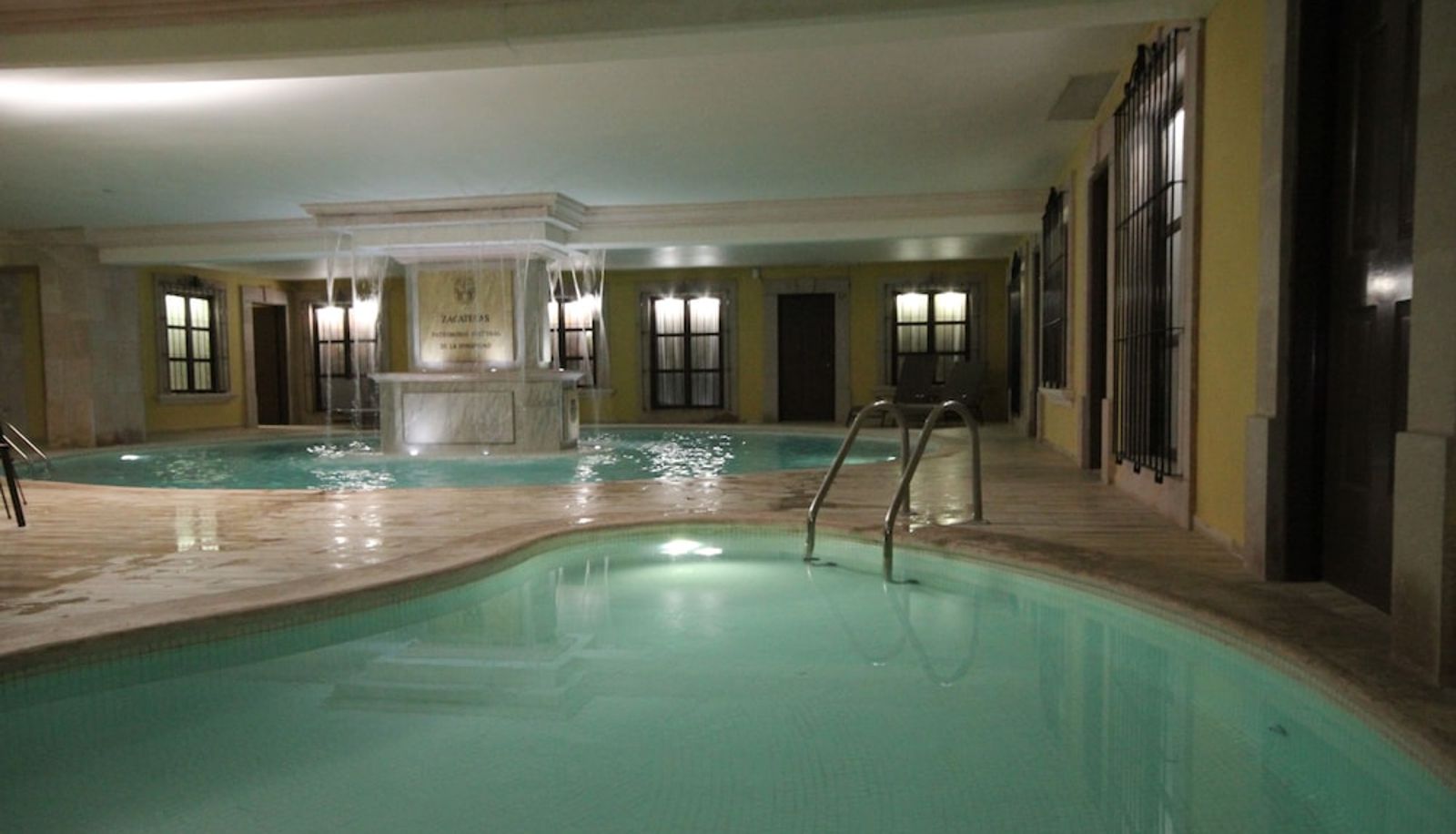 Piscina - Hotel Mesón de la Merced