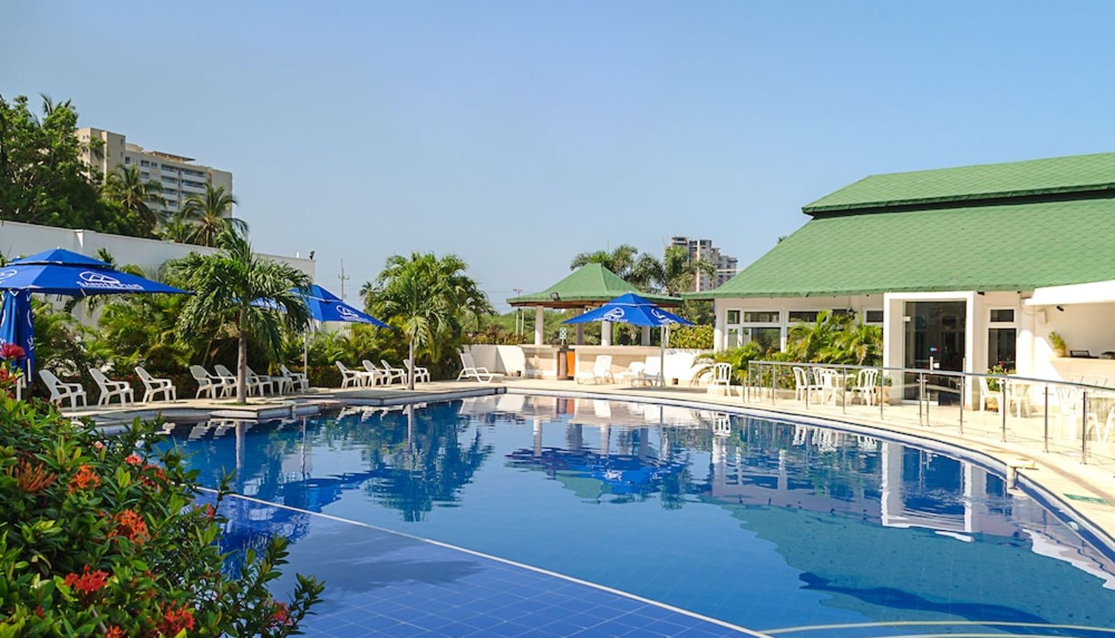 Pool - Sanha Plus Hotel
