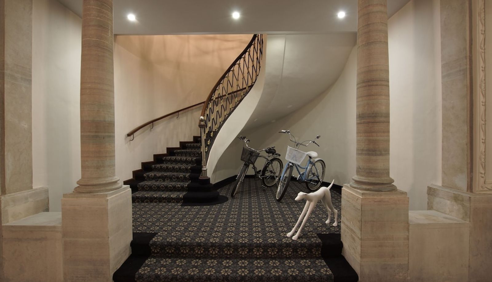 Reception - 1850 Hotel Boutique