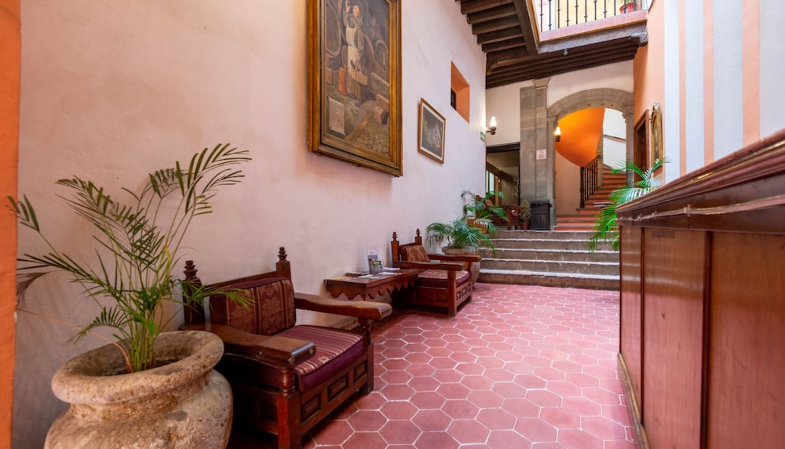 Hall - Hosteria del Frayle