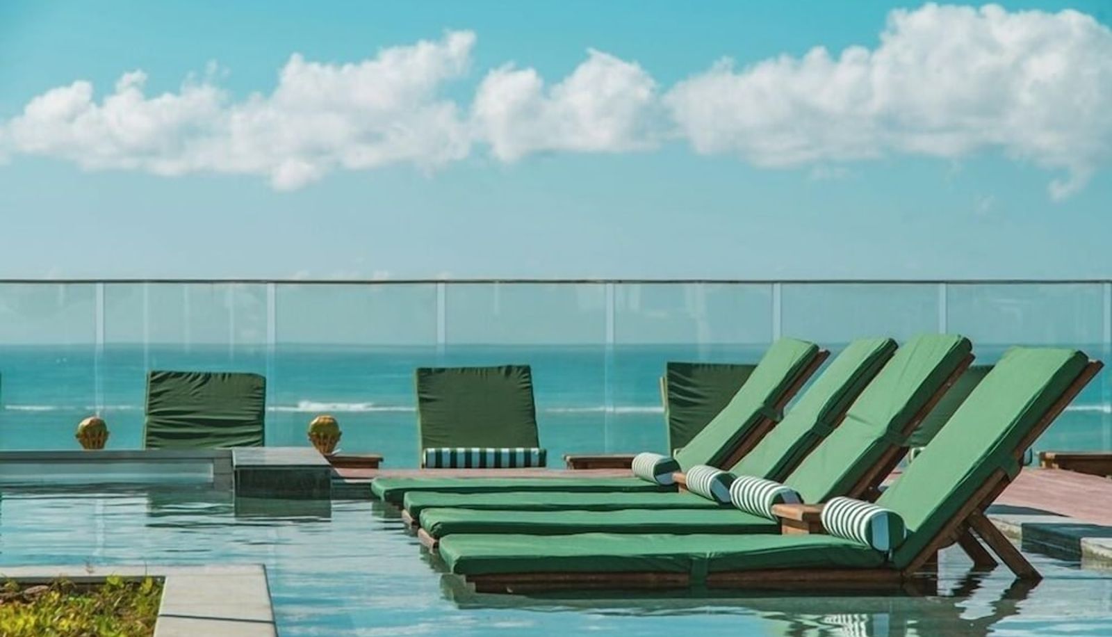 Pool - Meridiano Hotel