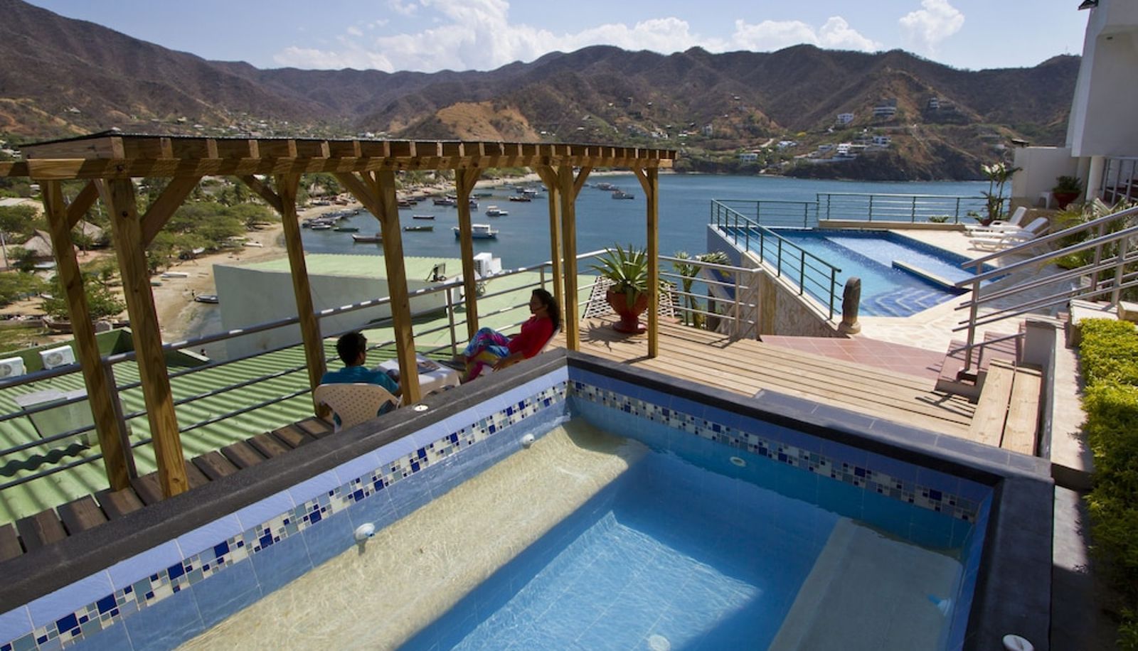 Zwembad - Bahía Taganga Hotel