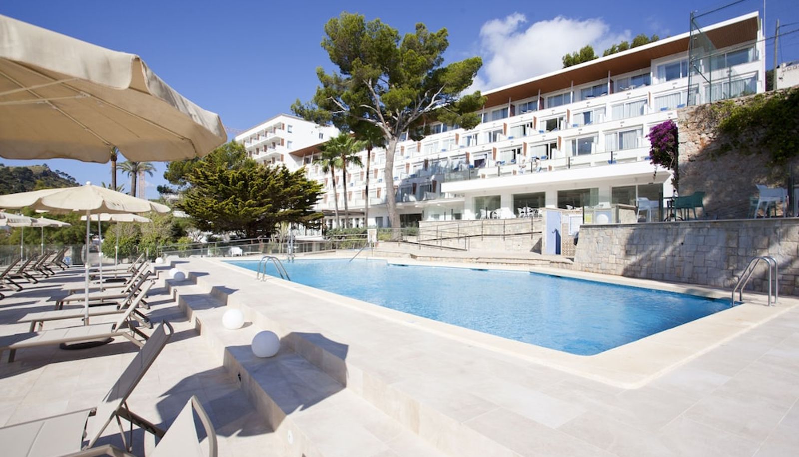 Pool - Grupotel Molins