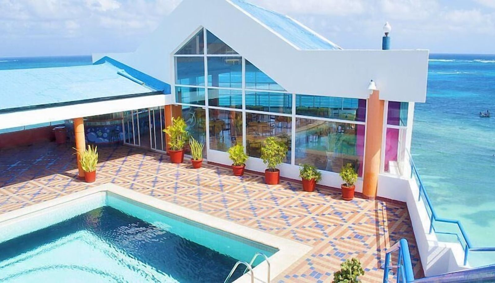 Pool - Hotel Calypso Beach