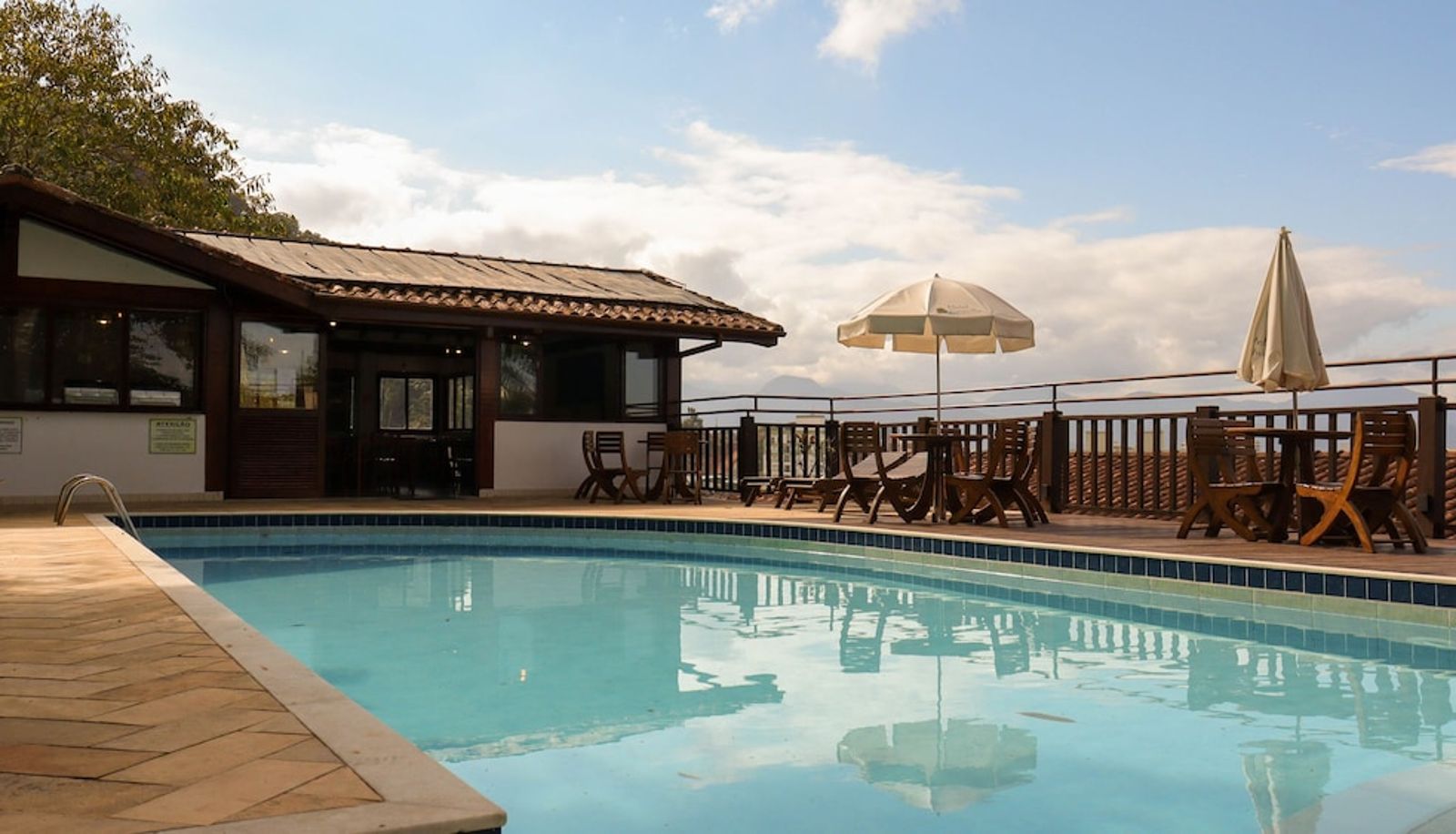 Pool - Hotel Coquille