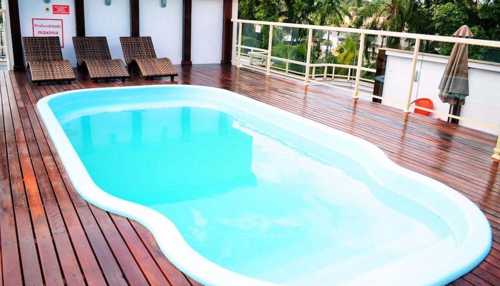 Piscine - Hotel Dois H