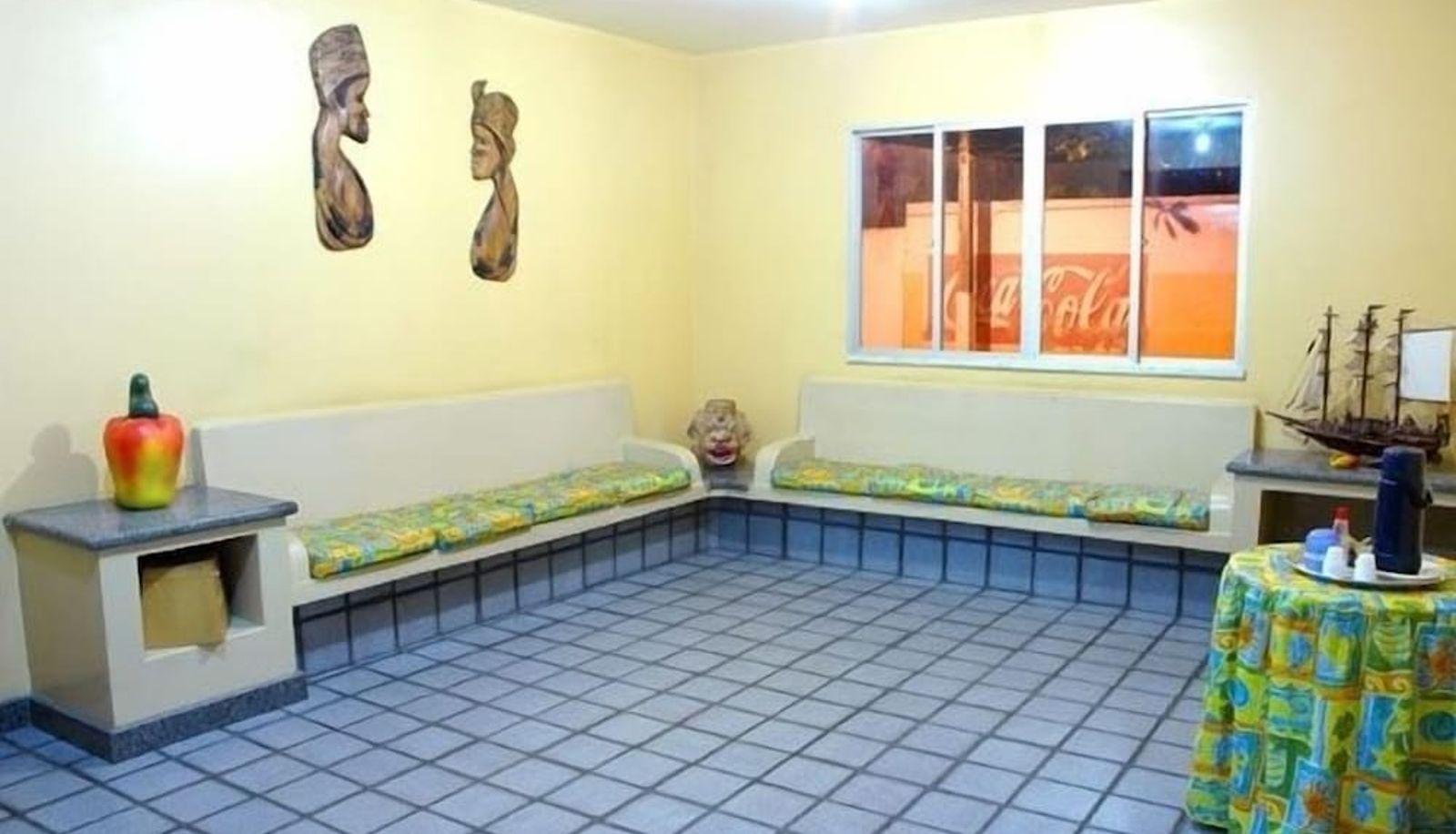 Salón - Pousada Abais