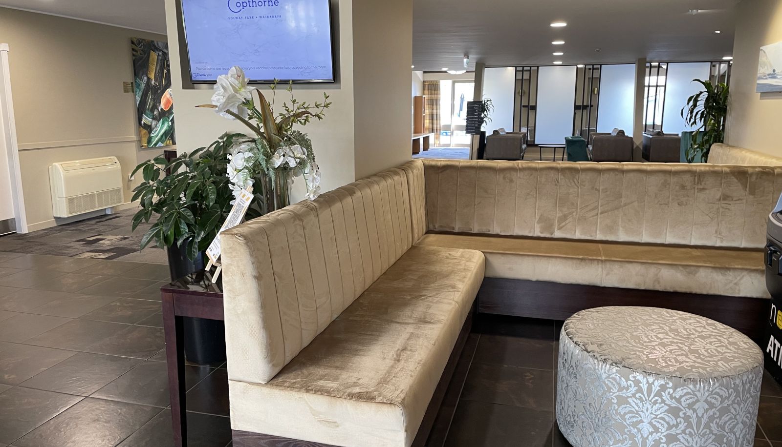 Hall - Copthorne Hotel & Resort Solwa