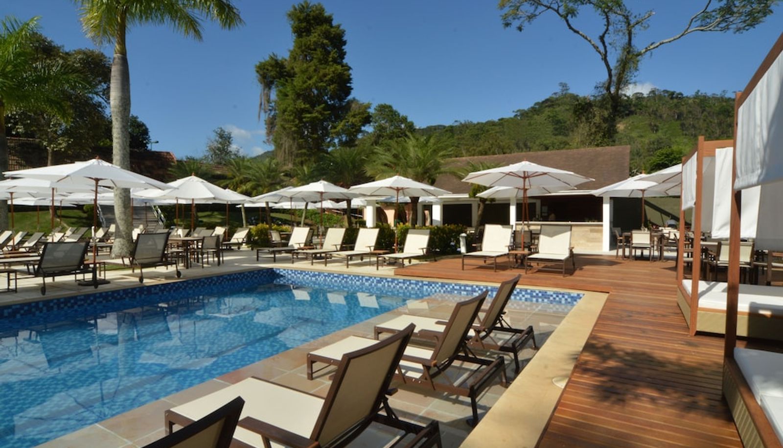 Pool - Hotel Village Le Canton