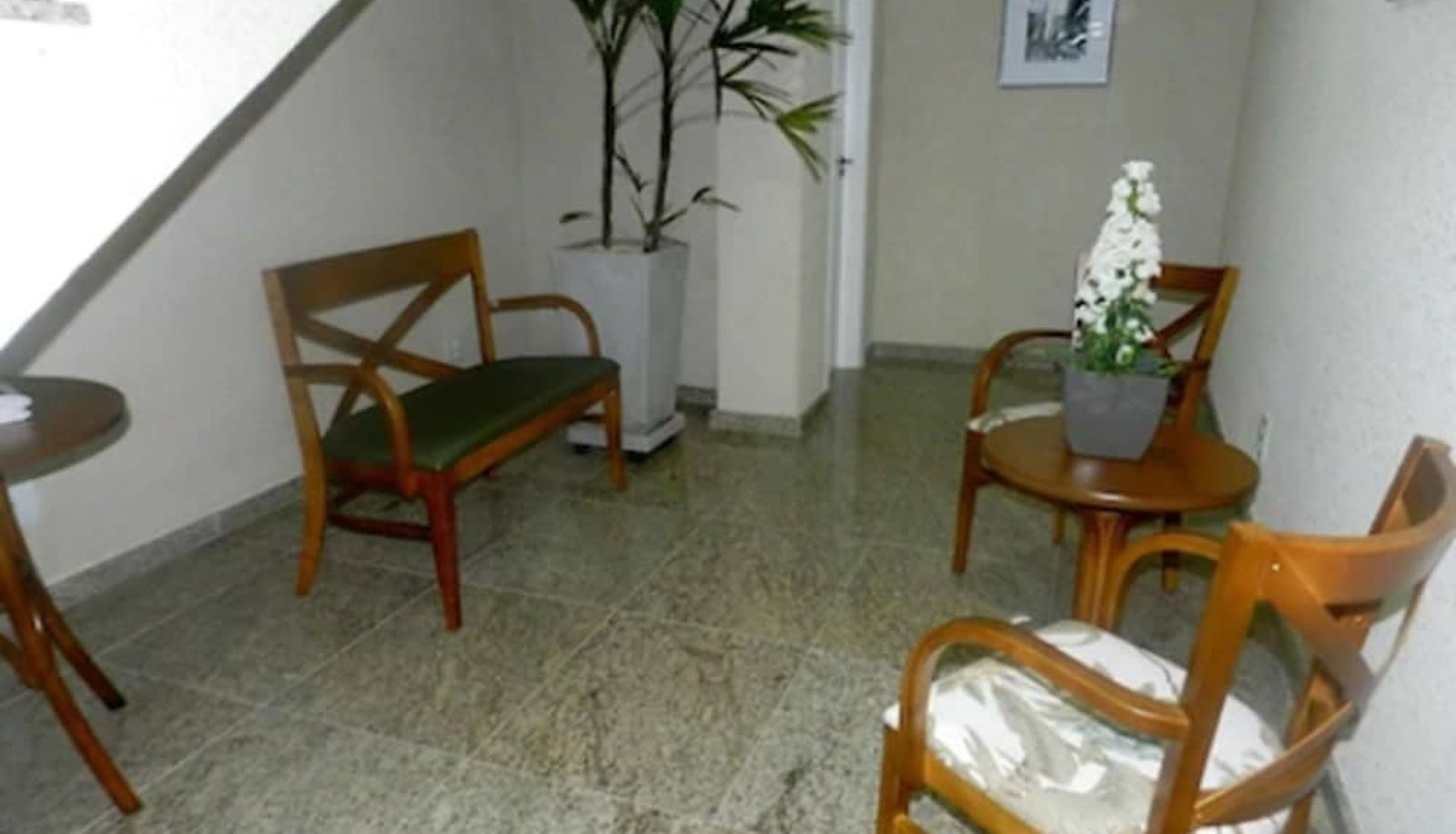 Hall - Upper Hotel