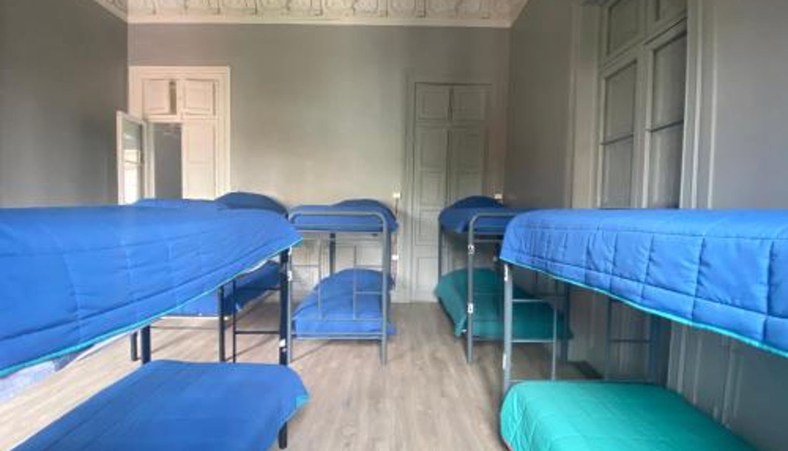 Room - La Casa Roja Hostel