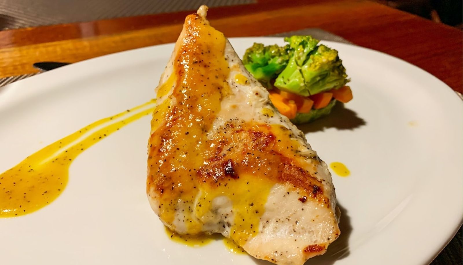 Restaurant - Hotel Las Caletas Lodge