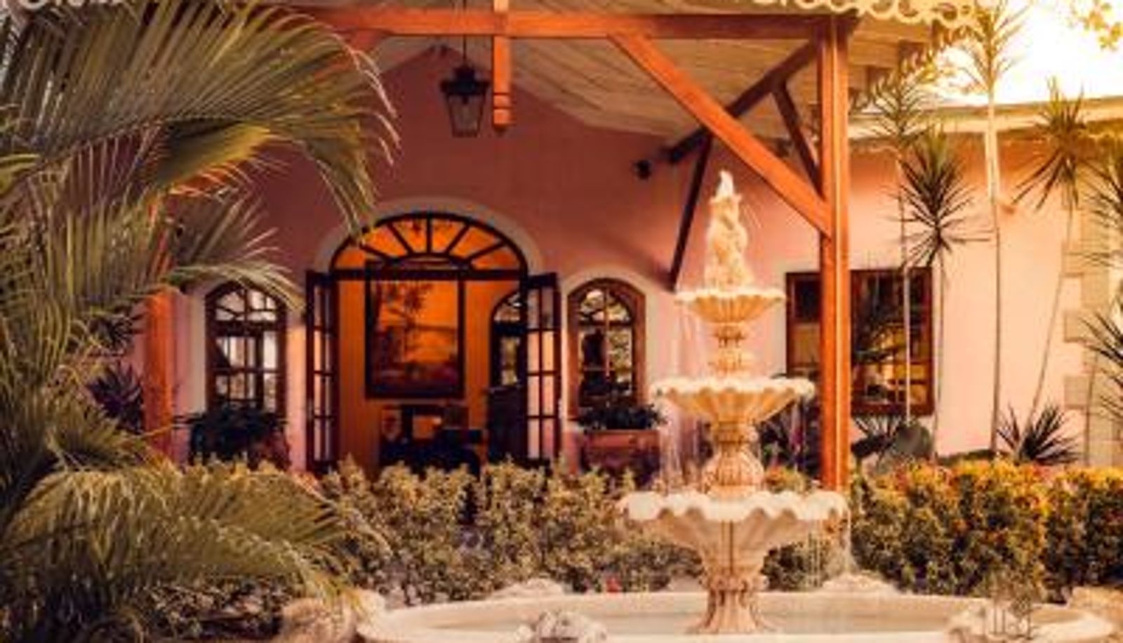 Info - Bequia Beach Hotel - Luxury Boutique Resort