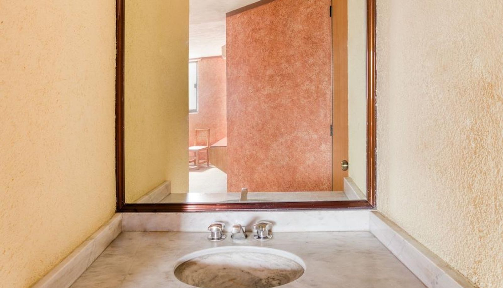 Superior room (double) - Capital O Valencia