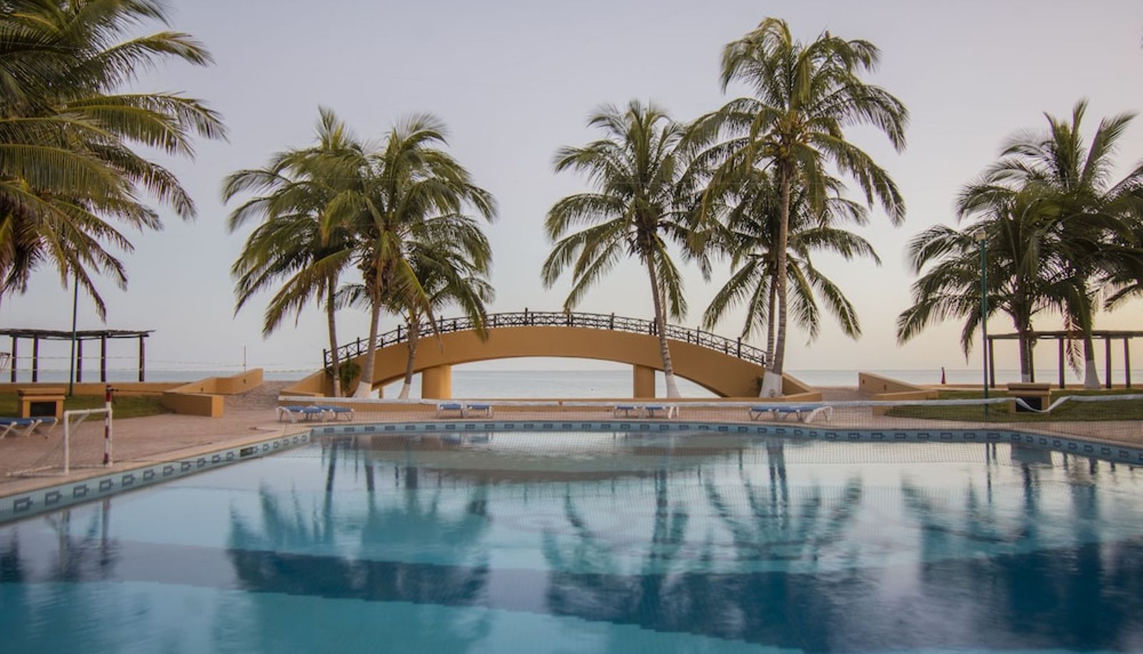 Piscina - Reef Yucatan Hotel and Convention Center All Inclusive
