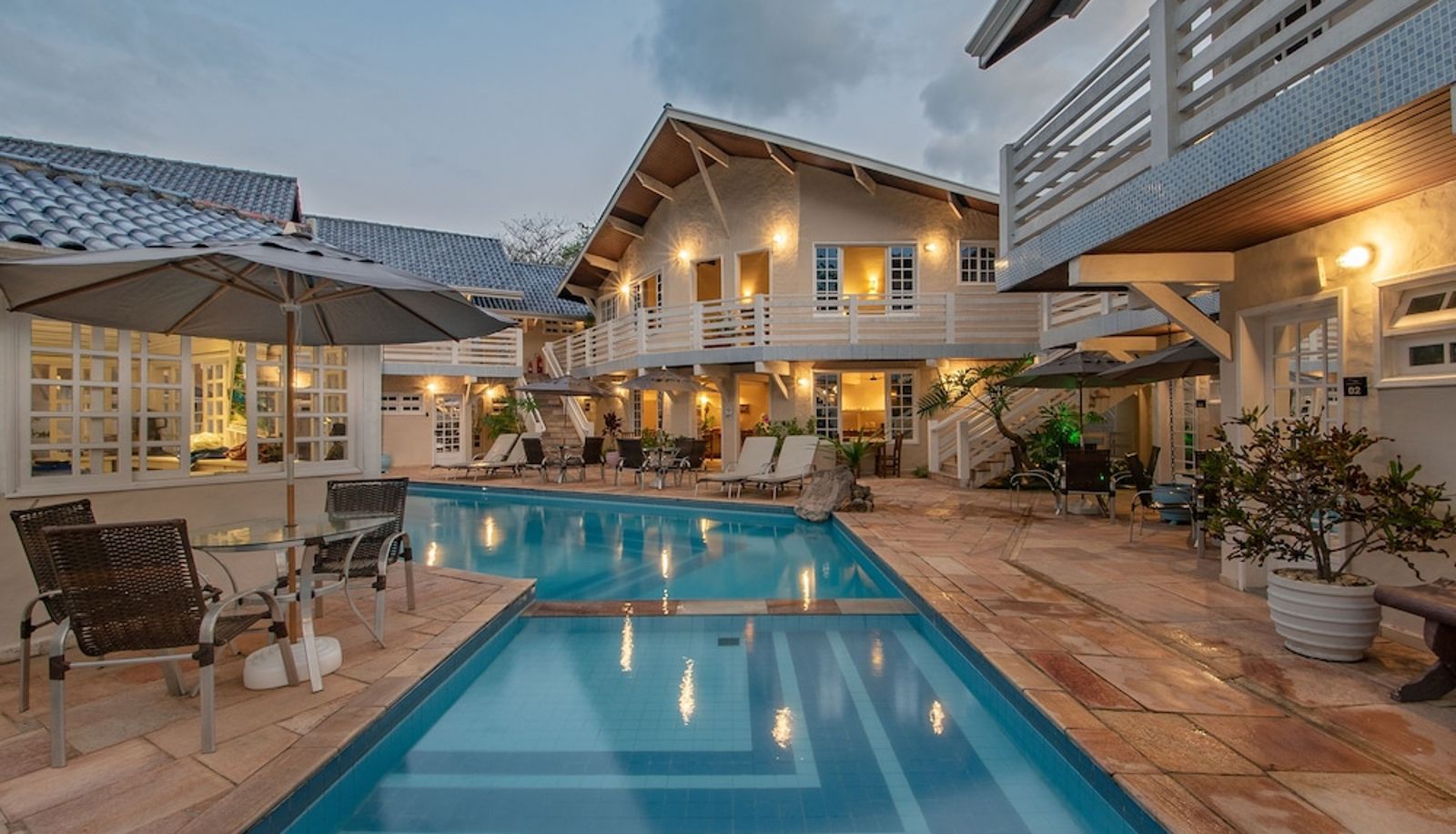 Piscina - Pauba Beach Hotel