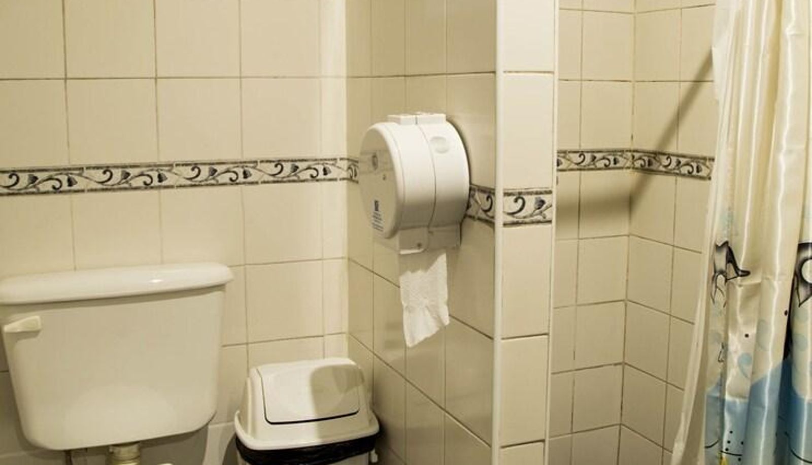 Standardzimmer - Hostel Estoril