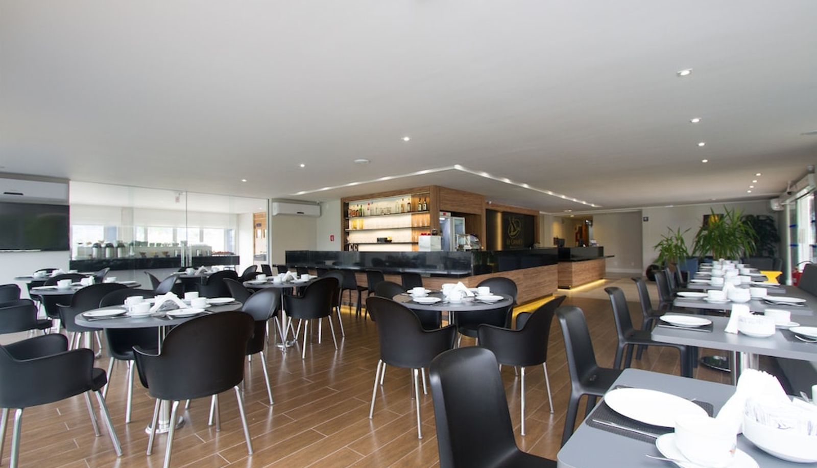 Restaurant - Le Canard Joinville