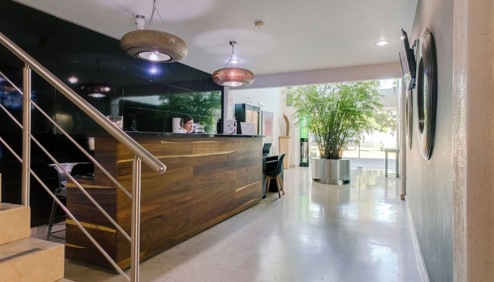 Rezeption - Home Suites Rotarismo