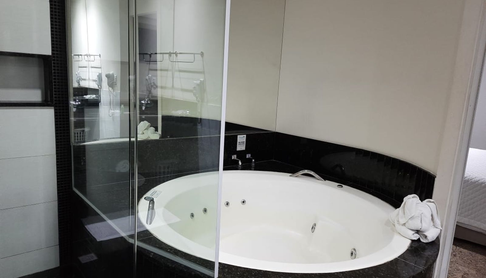Room - Colonial Plaza Hotel Pinda