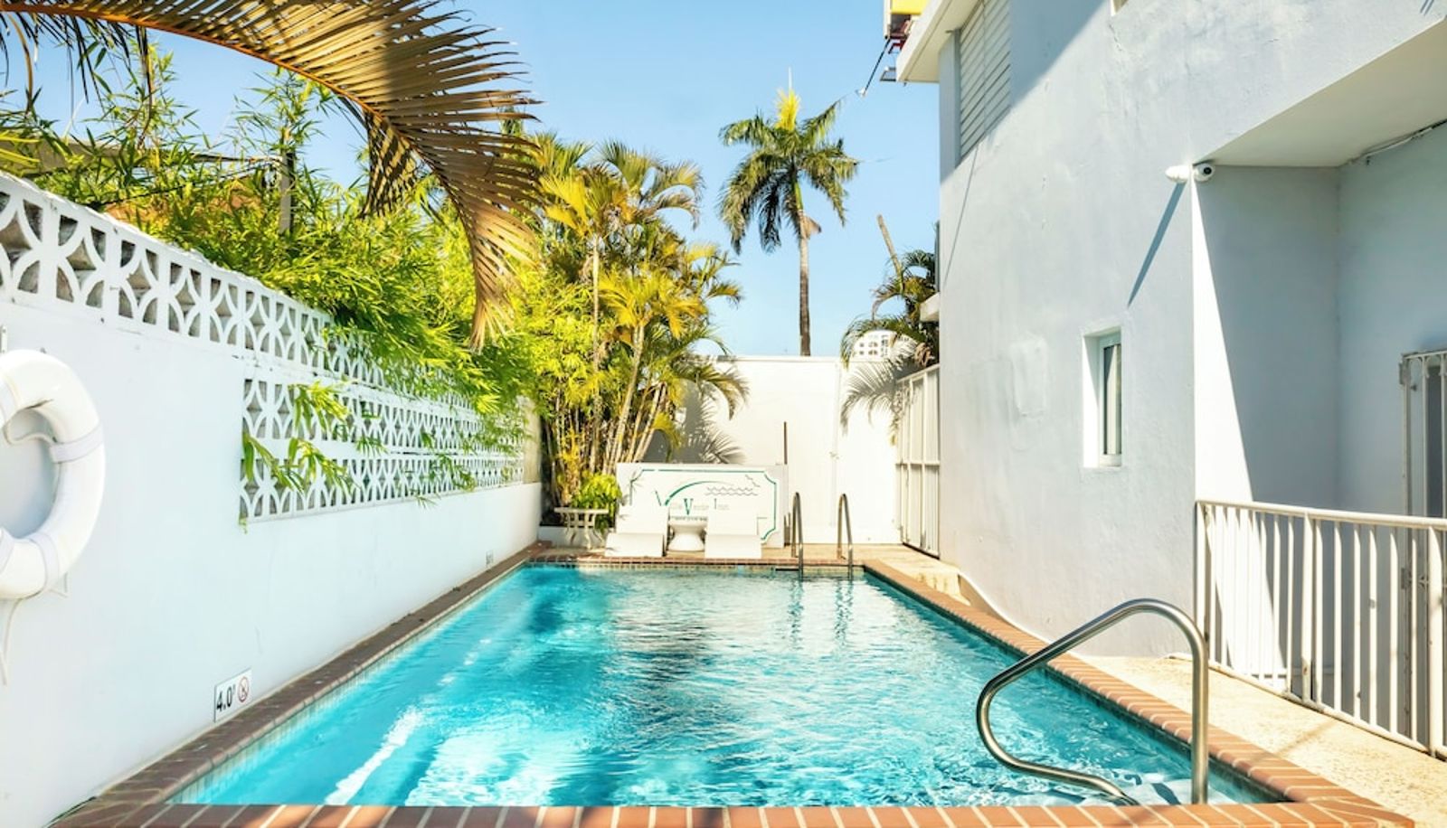 Piscina - Villa Verde Inn