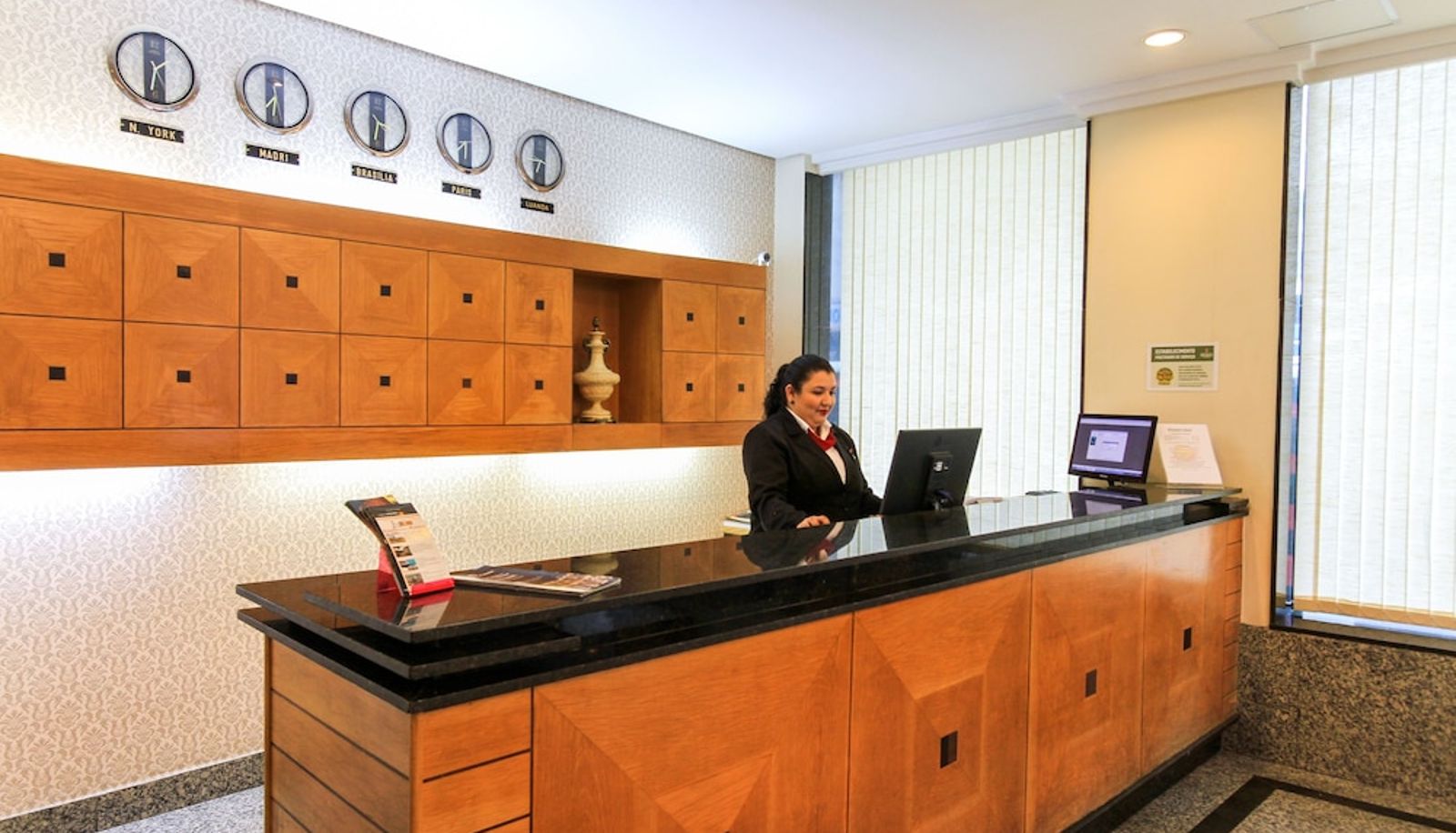 Reception - Windsor Hotel
