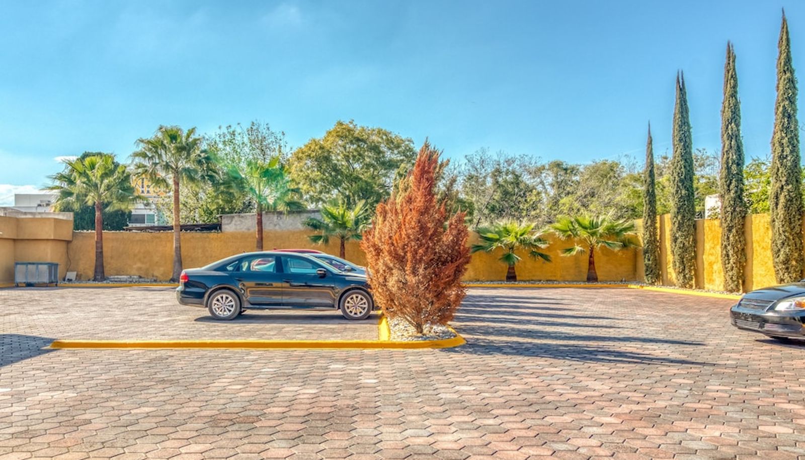 Informacje - Monte Salerno Hotel & Suites