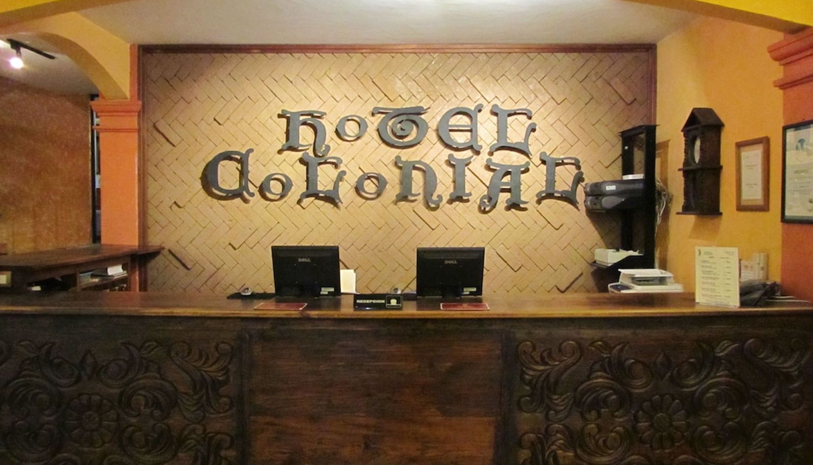 Reception - Hotel Colonial