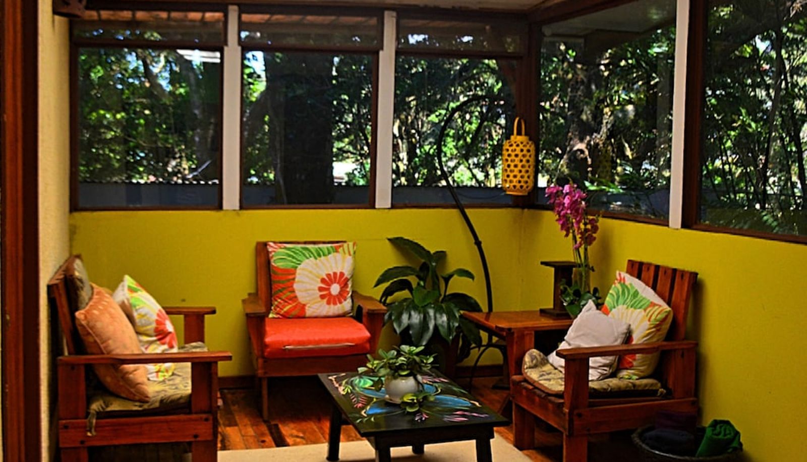 Salón - Hotel Jardines de Monteverde