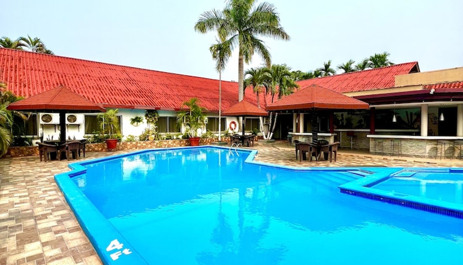 Pool - La Quinta Hotel