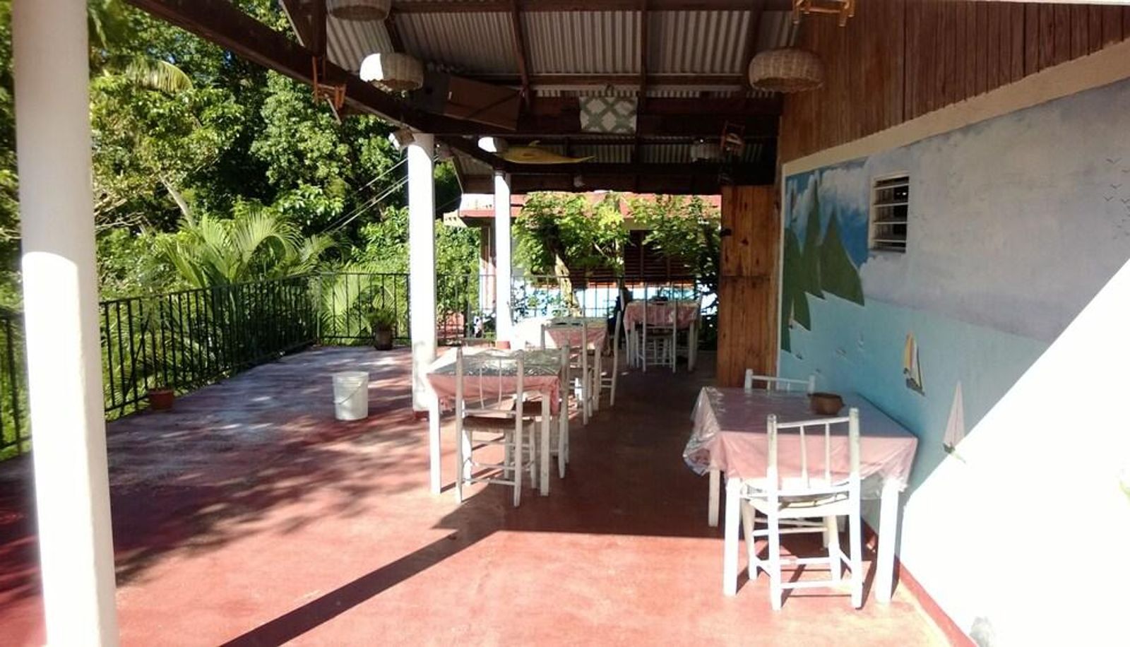Restaurant - Uptown Guest House
