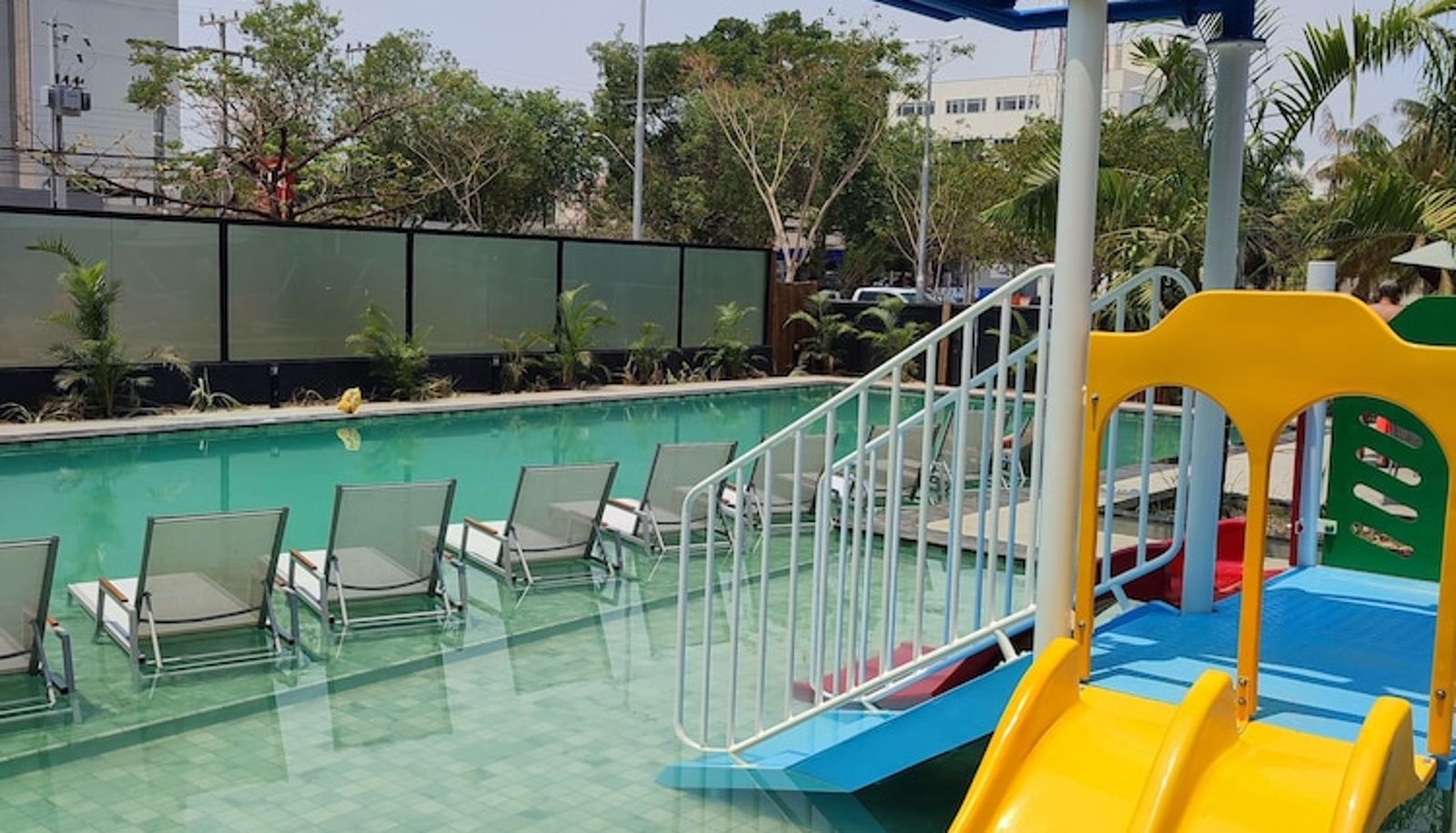 Pool - Hotel Girassol Plaza