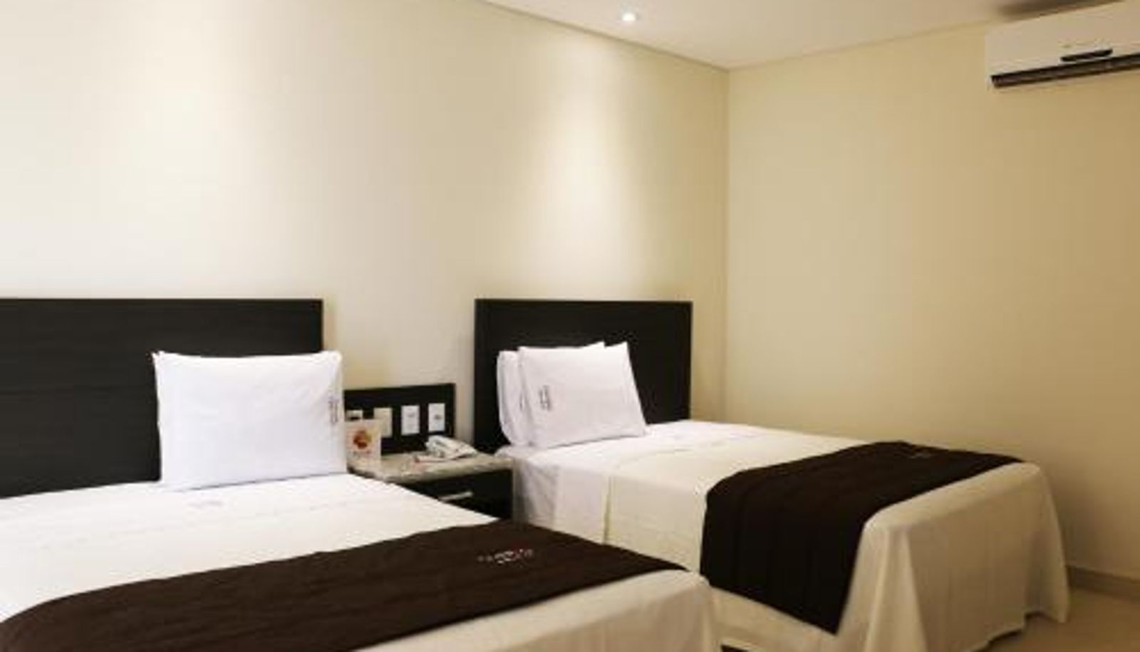 Room - Diverxo Hotel & Villas