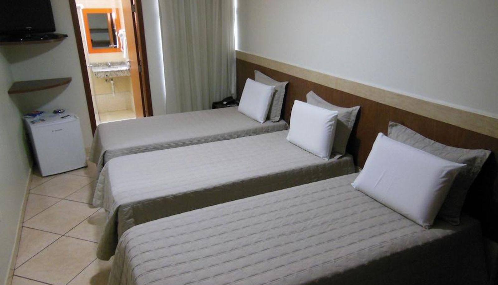 Chambre triple - Alfa Plaza Hotel
