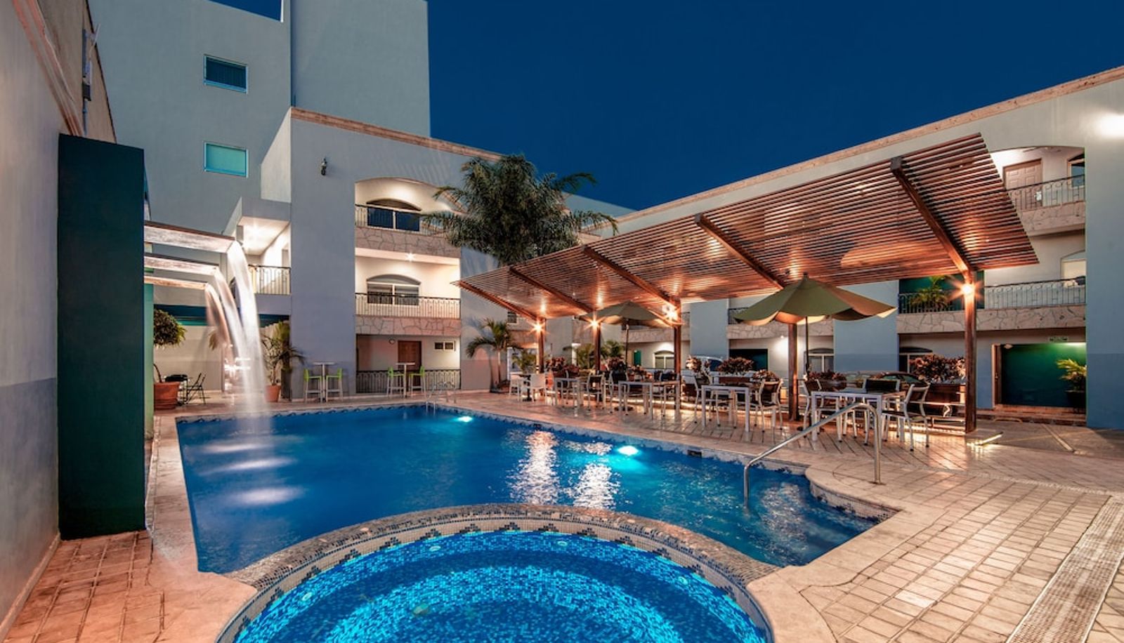 Piscina - InHouse Hotel Culiacán