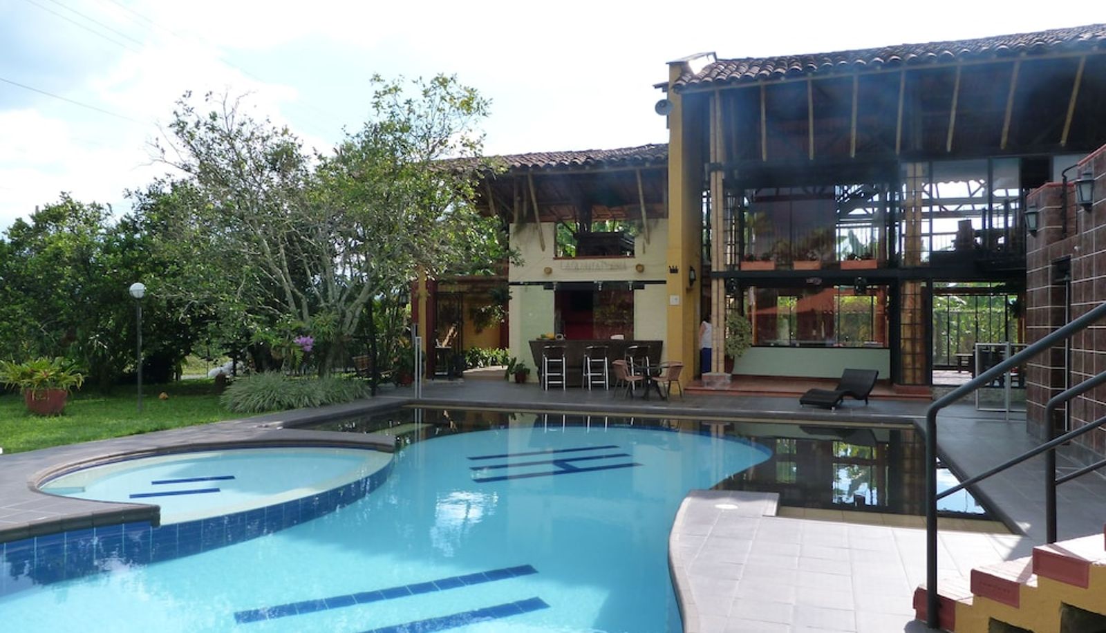 Piscina - Finca Hotel La Quinta Porra