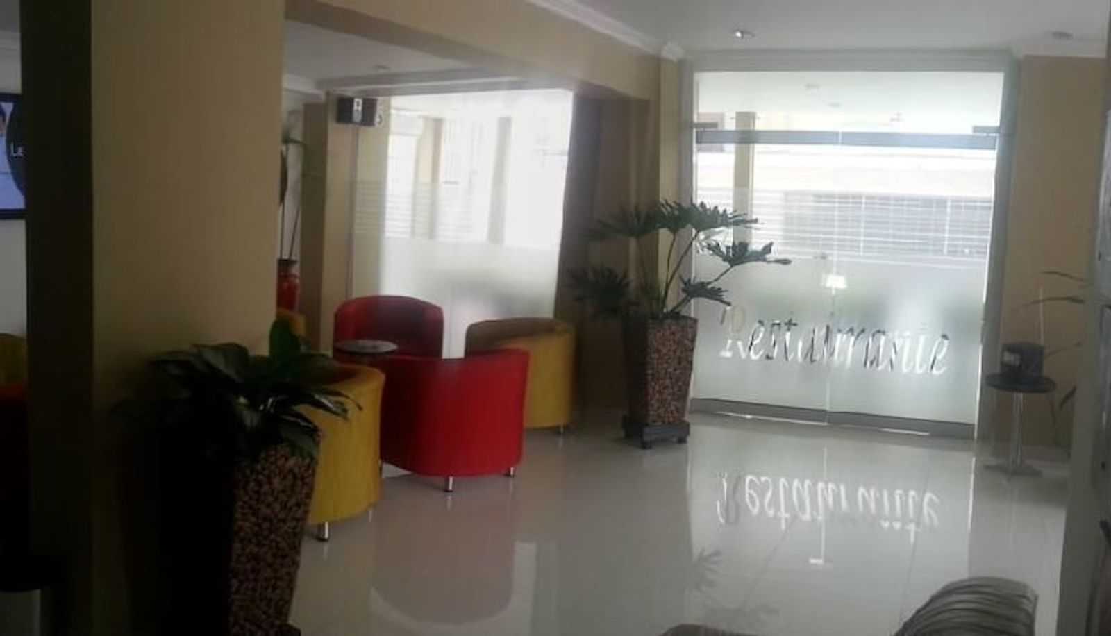 Hall - Hotel Six Avenue