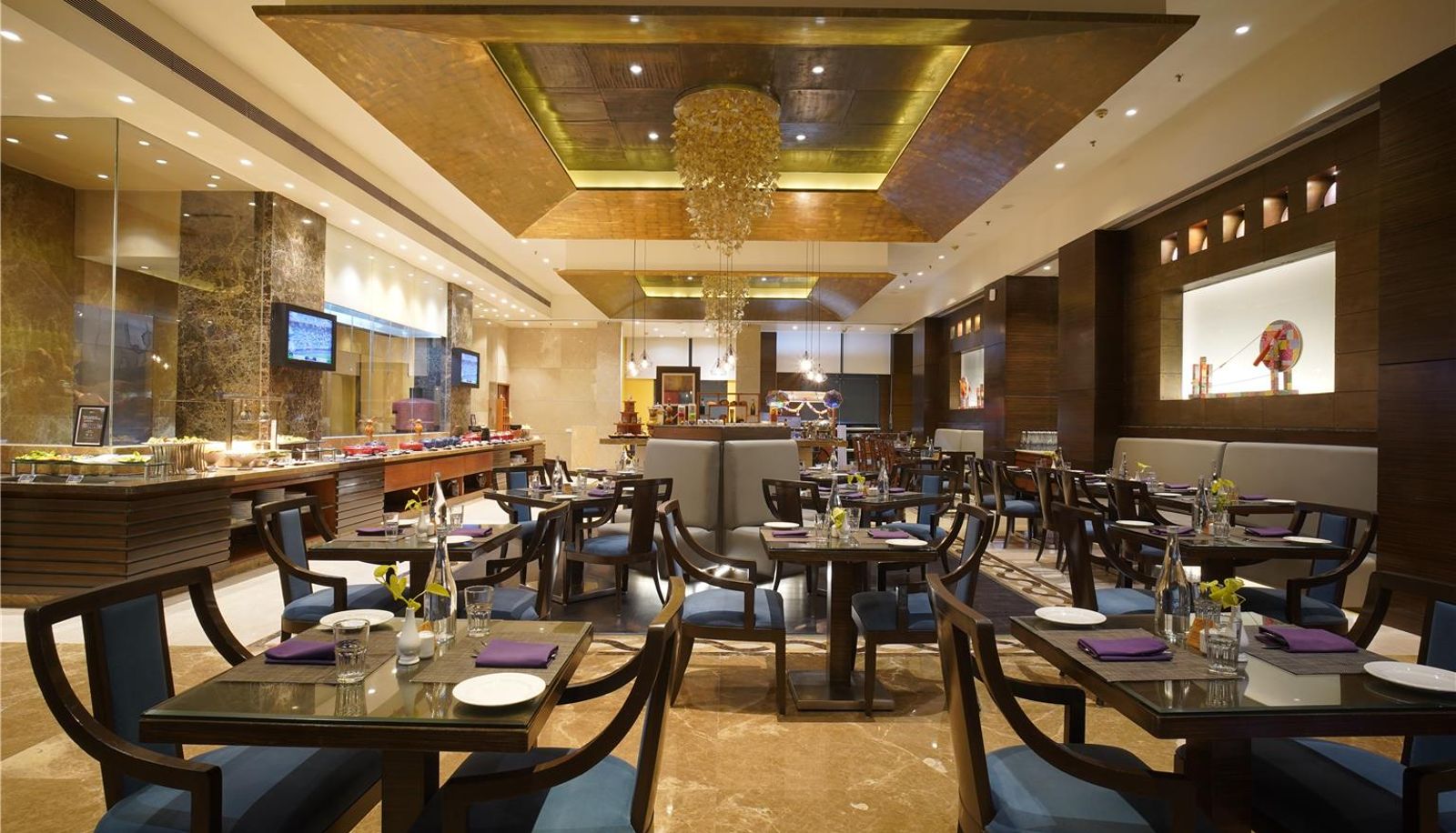 Restaurant - Radisson Blu Hotel Ahmedabad